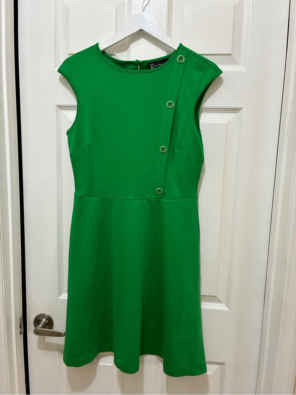 New York & Company Green Cap-Sleeve A-Line Dress with Decorative Buttons size M